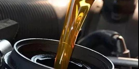 柴機油與汽機油到底有什么區(qū)別？